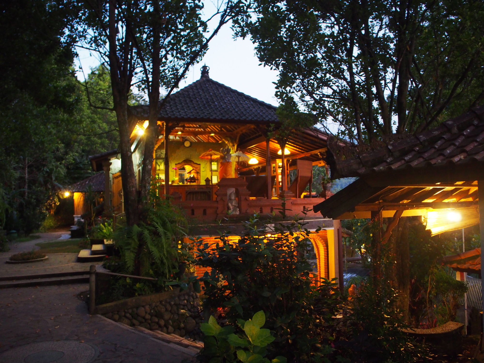 Puri Lumbung Cottages Gobleg  Exteriör bild